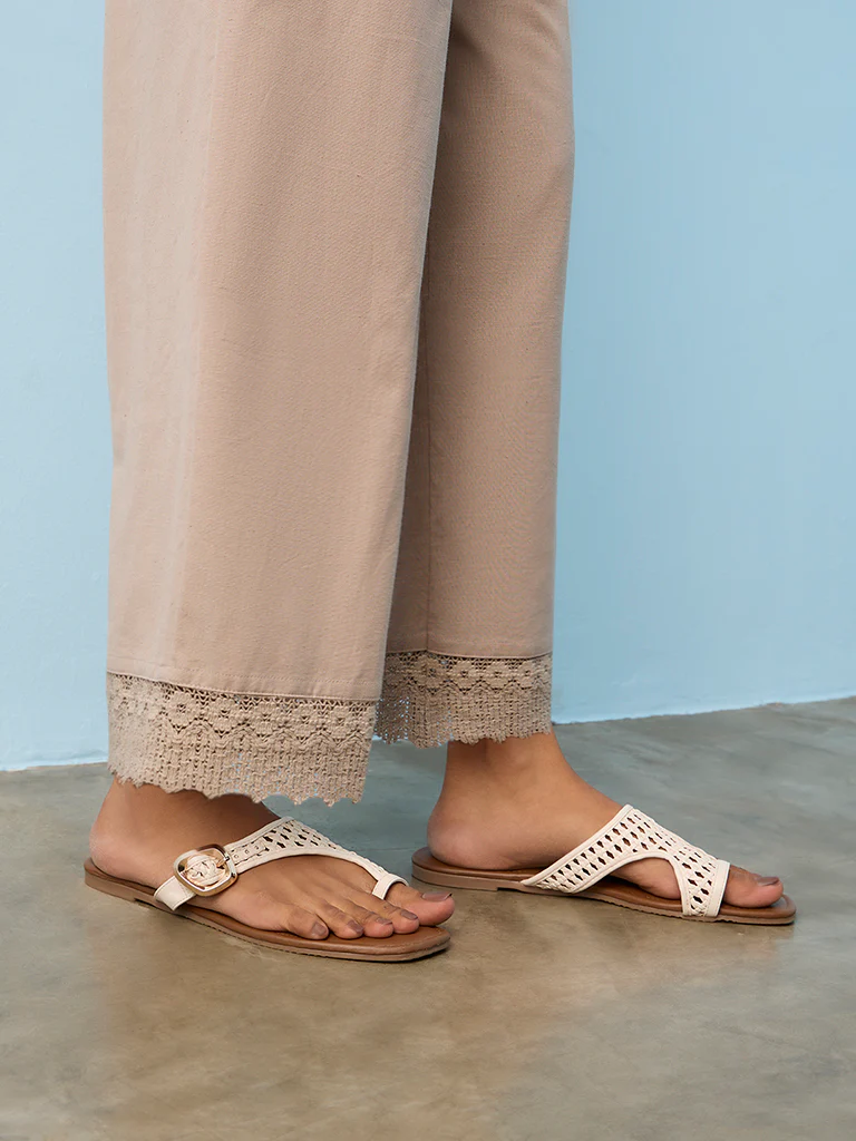 Utsa Beige Lace Detailed Pants - Image 3