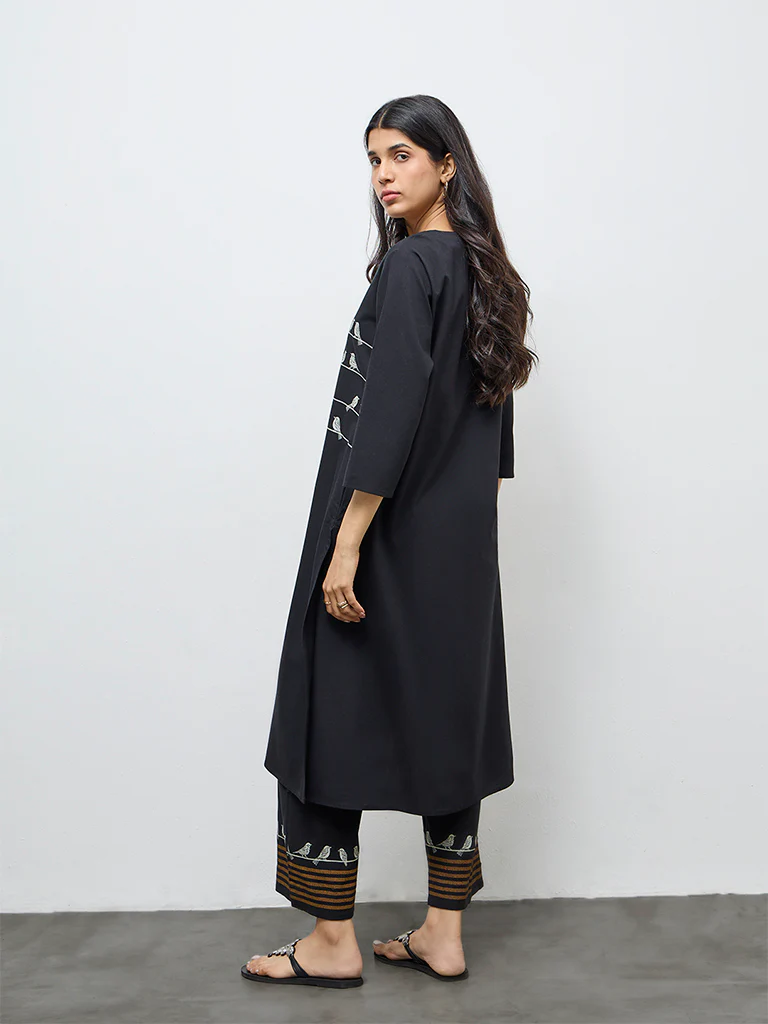 Utsa Black Colour-Block Cotton-Blend A-Line Kurta - Image 4
