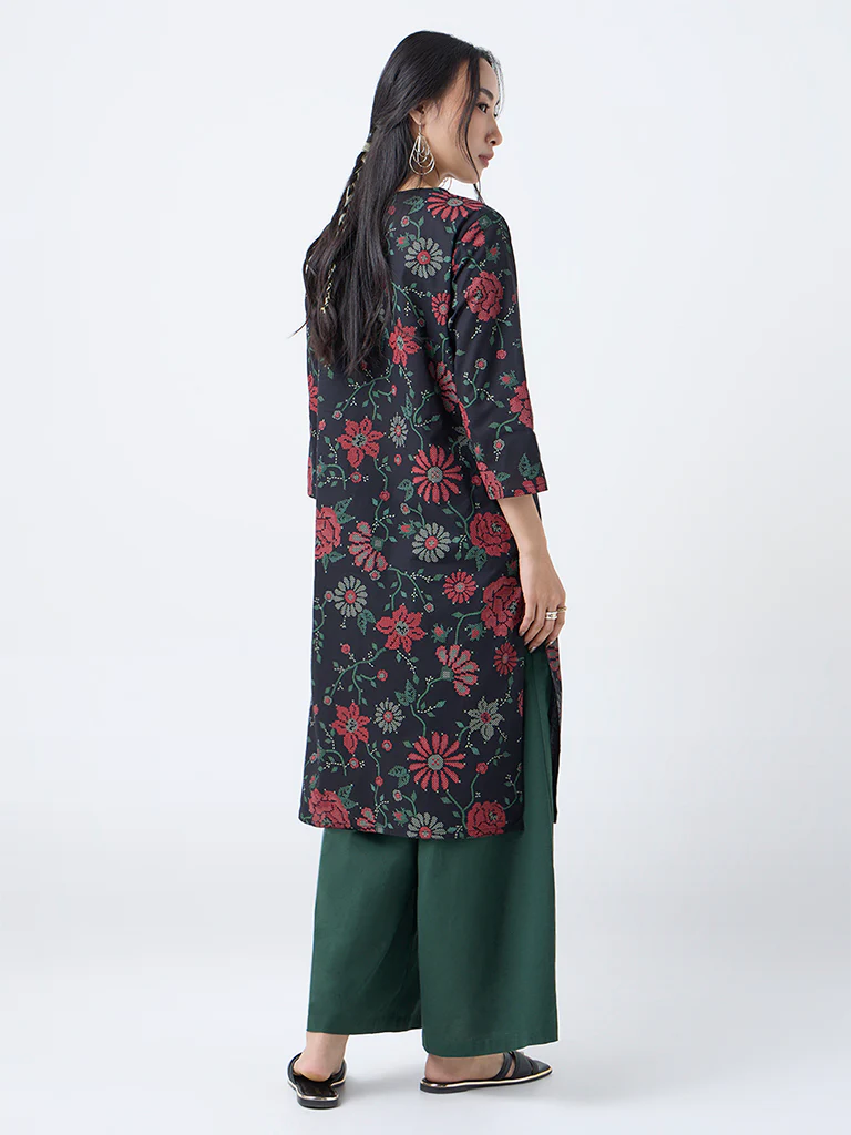 Utsa Black Floral Design Straight Cotton Kurta - Image 4