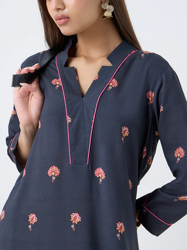 Utsa Black Floral Design Straight Kurta - Image 3
