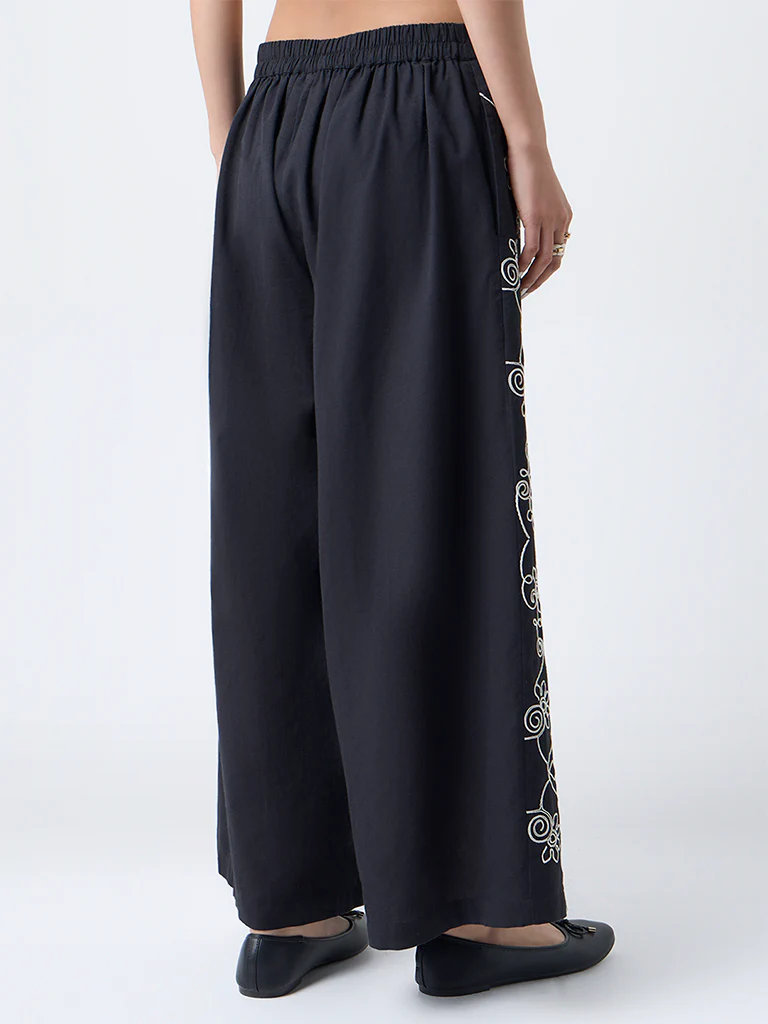 Utsa Black Floral Embroidered Cotton-Blend Palazzos - Image 4