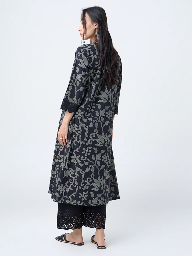 Utsa Black Floral Pattern Cotton-Blend A-Line Kurta - Image 4