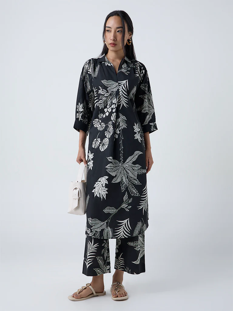 Utsa Black Foliage Design Cotton Ethnic Pants - Image 2