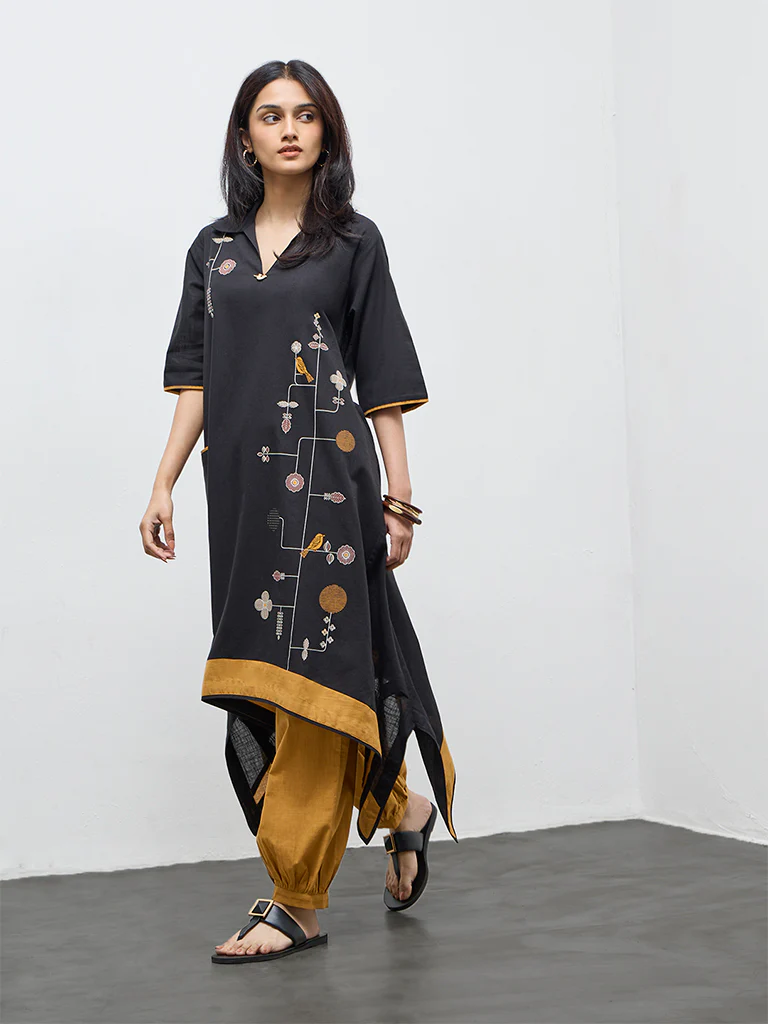 Utsa Black Foliage Printed Cotton A-Line Kurta