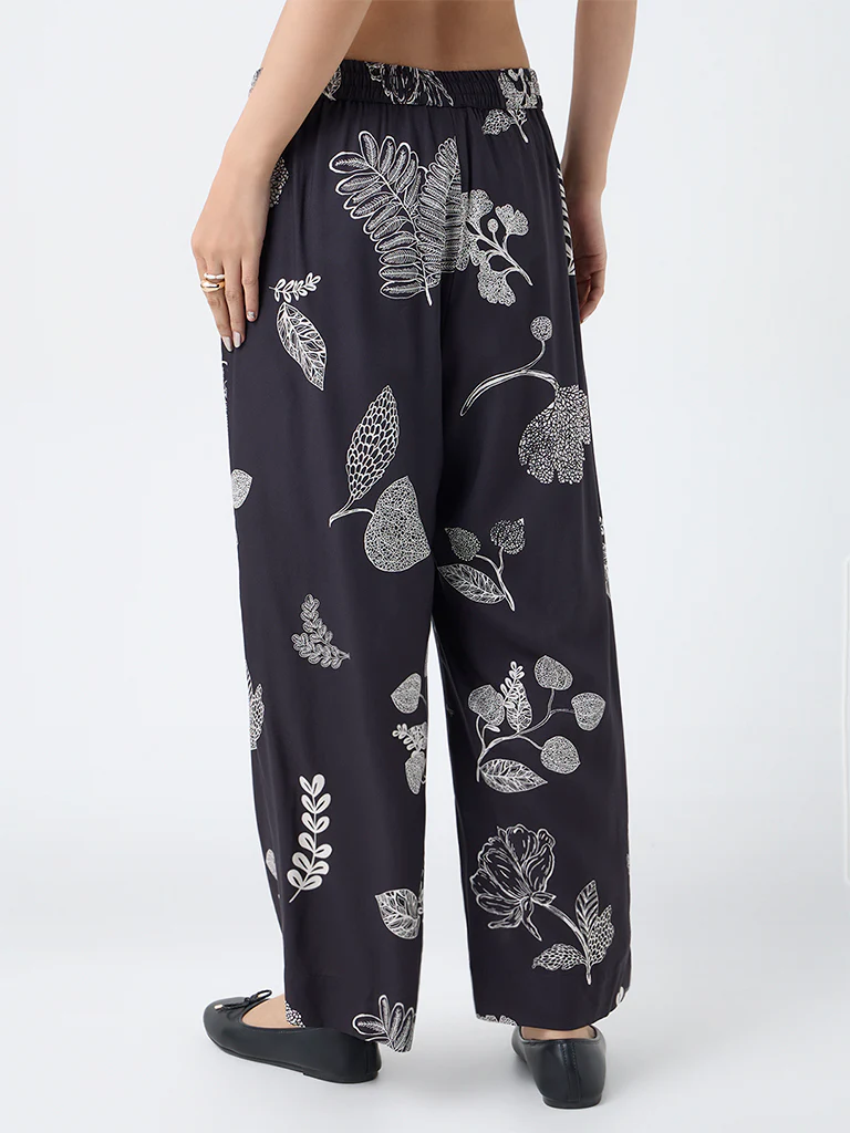 Utsa Black Foliage Printed Pants - Image 4