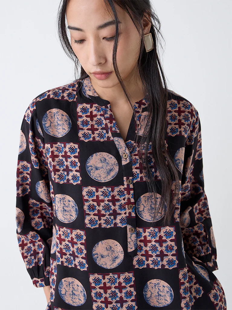 Utsa Black Geometric Design Tunic - Image 3