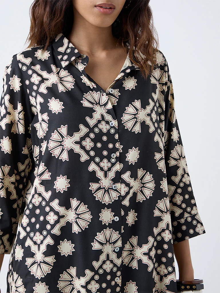 Utsa Black Geometric Printed A-Line Kurta - Image 3