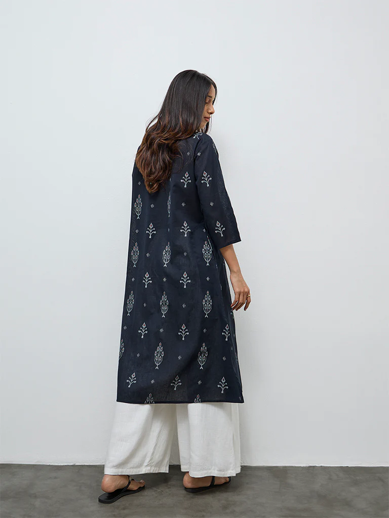 Utsa Black Ikat Printed Cotton-Blend A-Line Kurta - Image 4