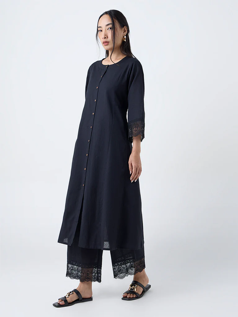 Utsa Black Lace-Detailed Cotton-Blend A-Line Kurta - Image 2