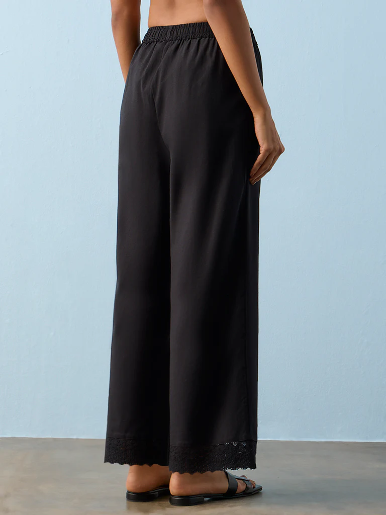 Utsa Black Lace-Detailed Cotton-Blend Pants - Image 4
