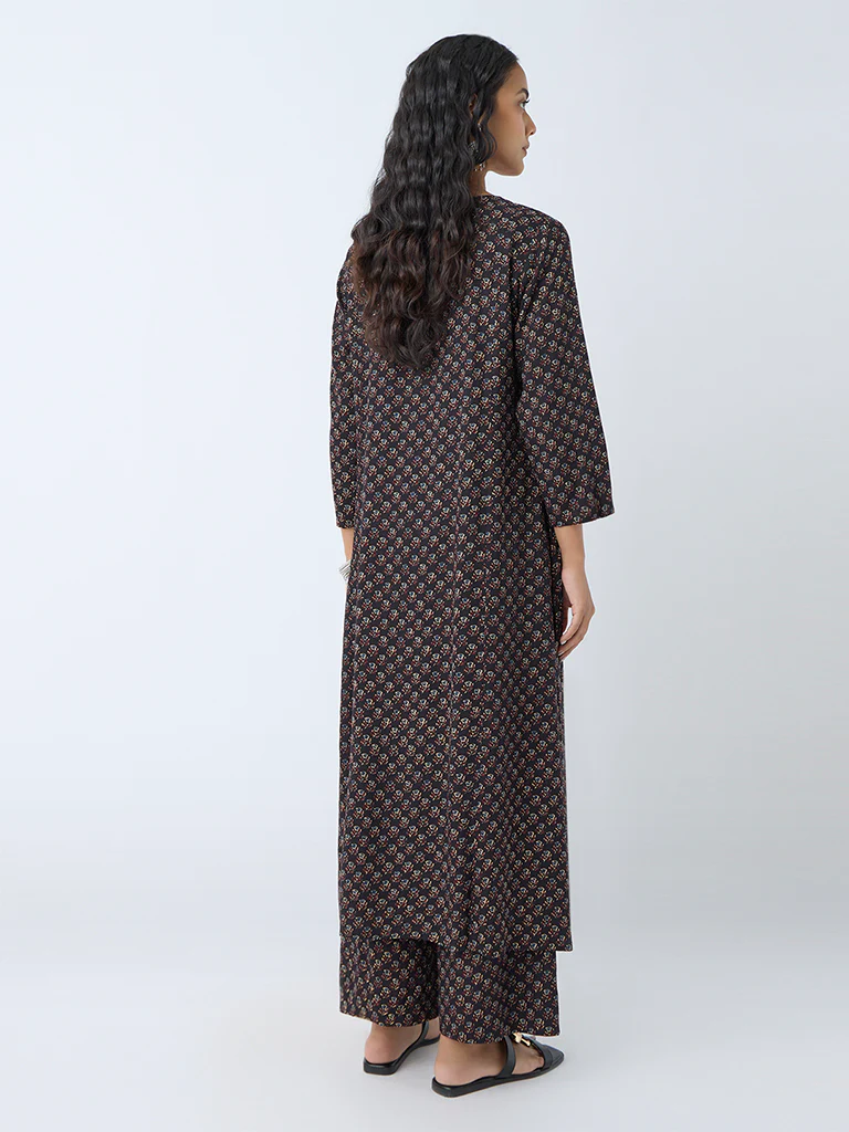 Utsa Black Mandala Embroidered A-Line Kurta - Image 4