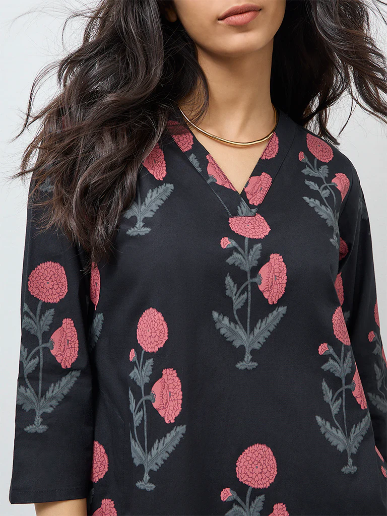 Utsa Black Mughal Printed Cotton A-Line Kurta - Image 3