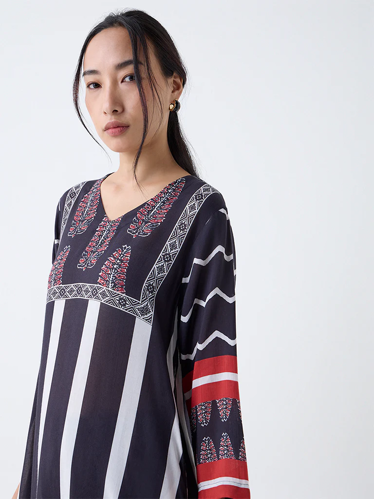 Utsa Black Printed A-Line Kurta - Image 3
