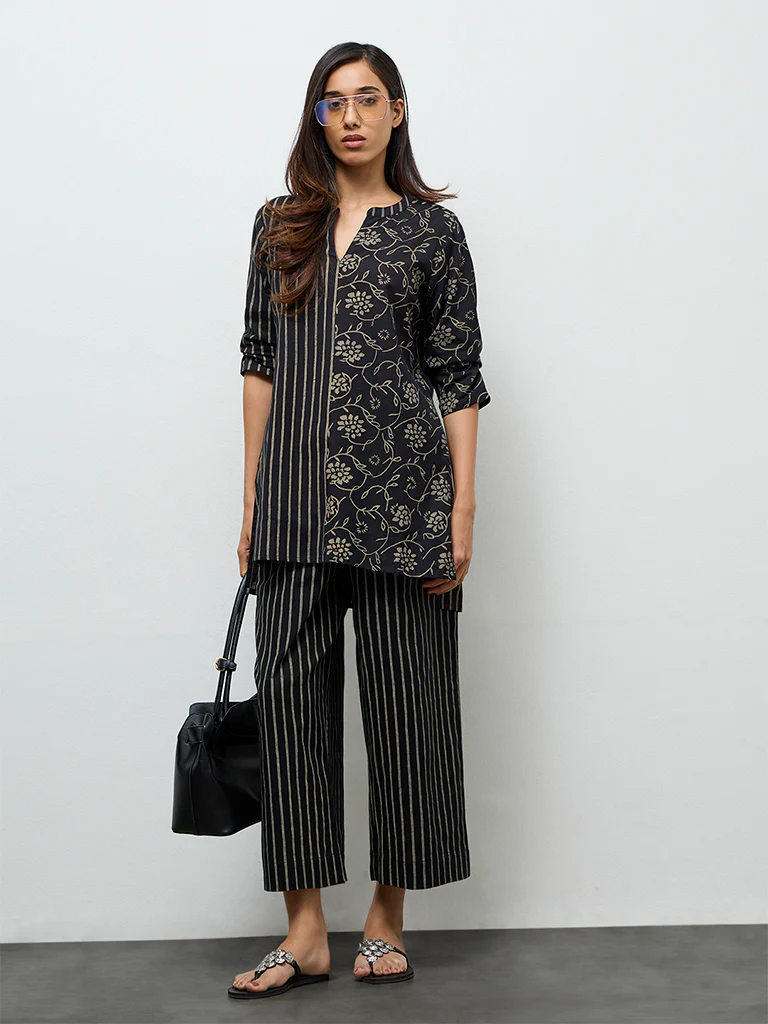 Utsa Black Striped Cotton-Blend Pants - Image 2