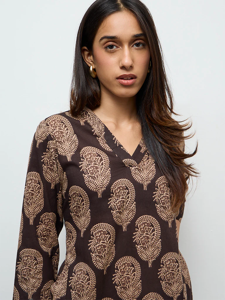 Utsa Dark Brown Paisley Printed Cotton Straight Kurta - Image 3
