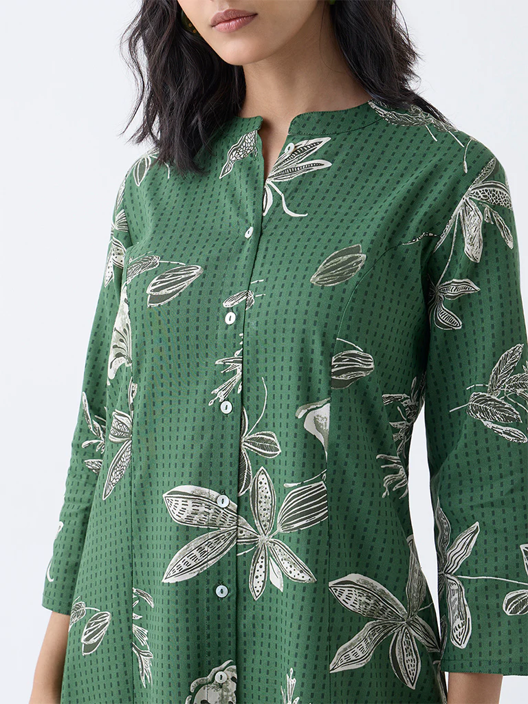 Utsa Green Botanical Printed Cotton-Blend A-Line Kurta - Image 3