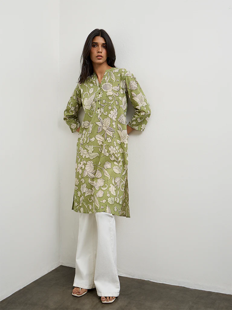 Utsa Green Floral Pattern Cotton Straight Kurta