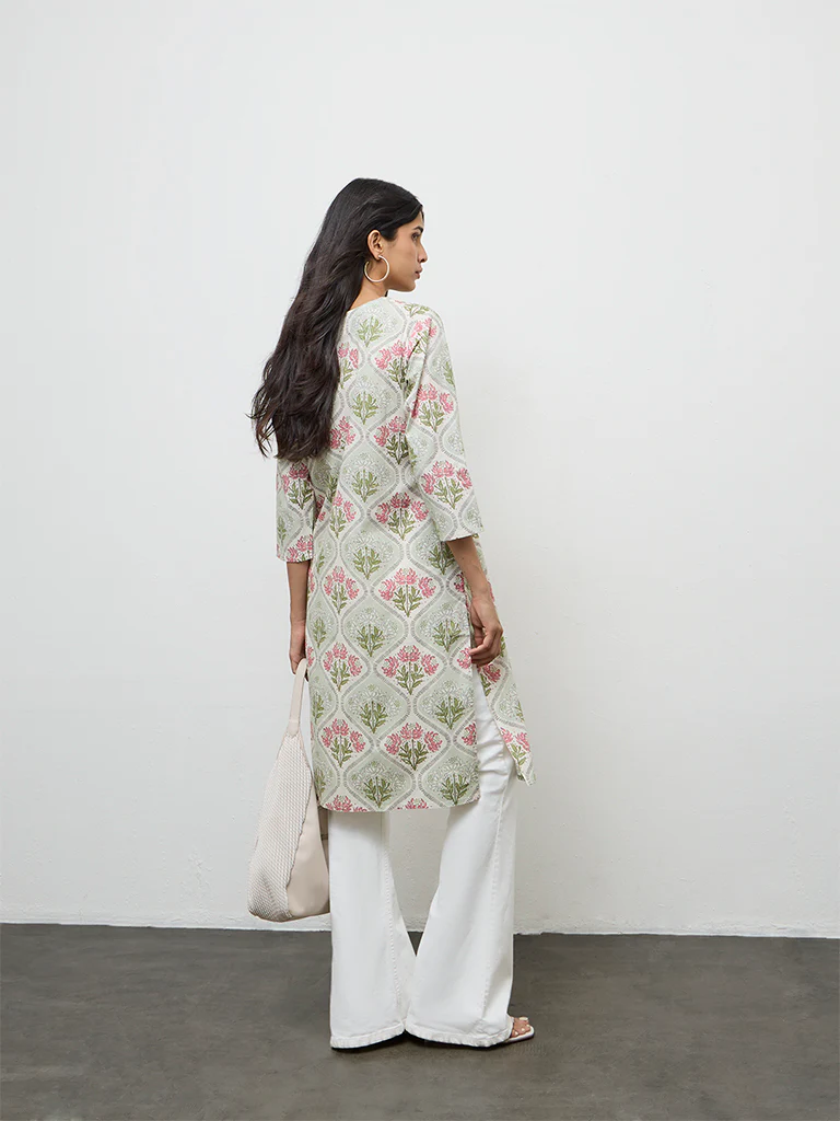 Utsa Green Floral Printed Cotton Straight Kurta - Image 4