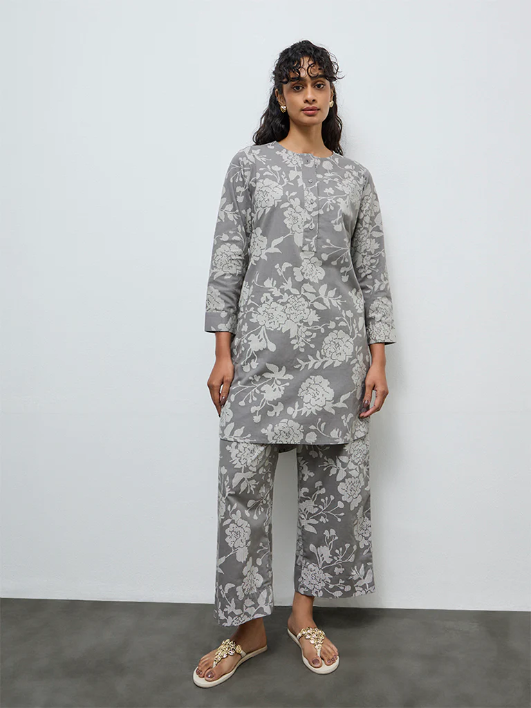 Utsa Grey Floral Cotton-Blend Straight Kurta - Image 2