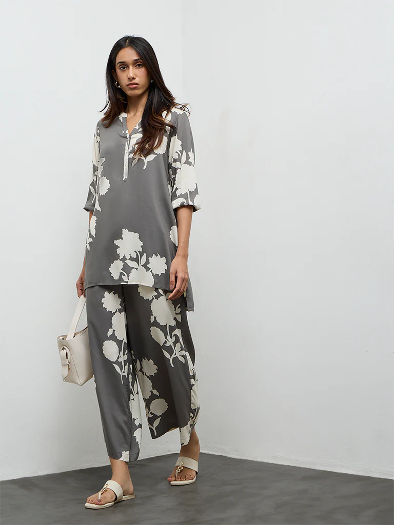 Utsa Grey Floral Pattern Tunic - Image 2