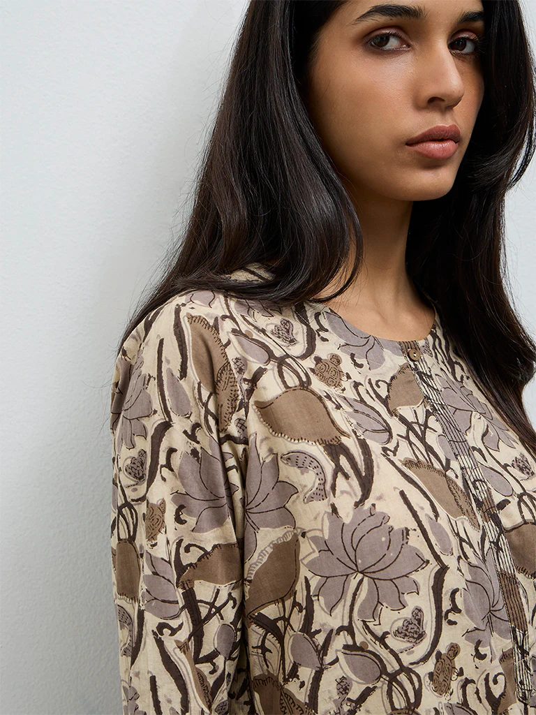 Utsa Grey Floral Printed Cotton Straight Kurta - Image 3