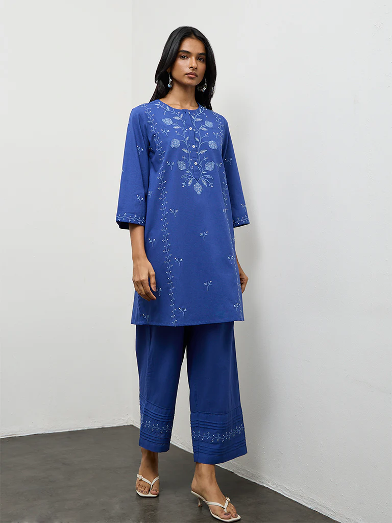 Utsa Indigo Embroidered Cotton-Blend Pants - Image 2