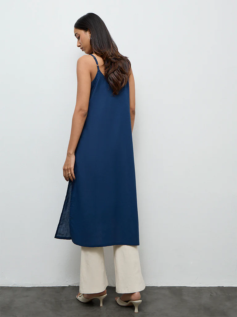 Utsa Indigo Embroidered Cotton Straight Kurta - Image 4