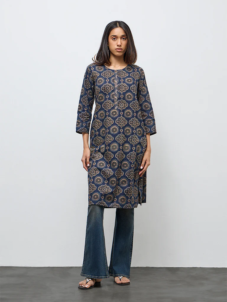 Utsa Indigo Printed Cotton Straight Kurta