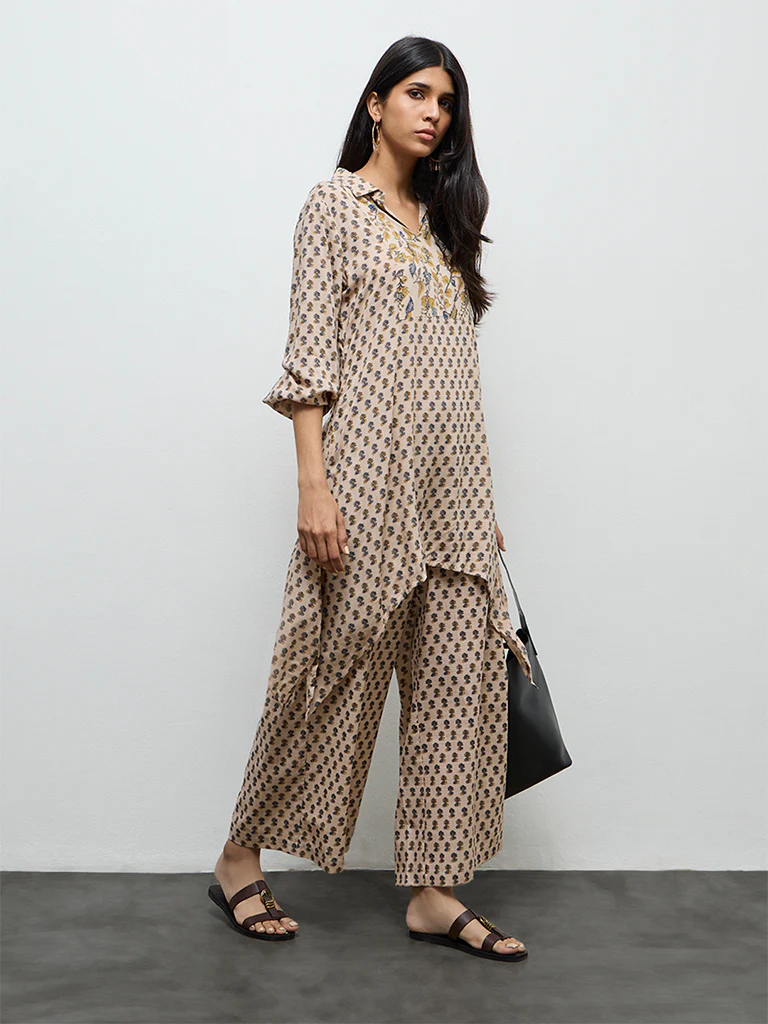 Utsa Light Beige Floral Printed Kurta - Image 2