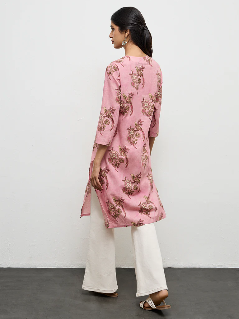 Utsa Light Pink Floral Printed Cotton Straight Kurta - Image 4