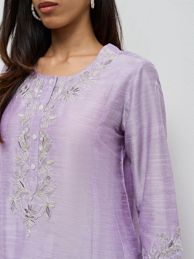 Utsa Lilac Floral Embroidered A-Line Kurta - Image 3