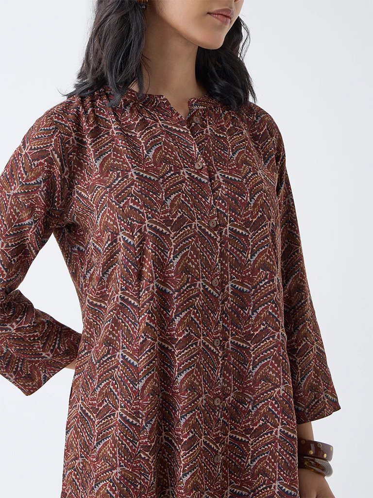 Utsa Maroon Chevron Pattern A-Line Kurta - Image 3
