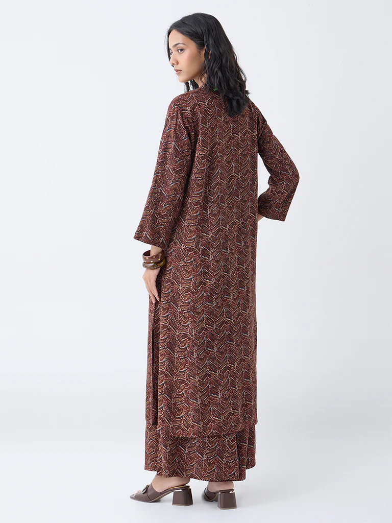 Utsa Maroon Chevron Pattern A-Line Kurta - Image 4