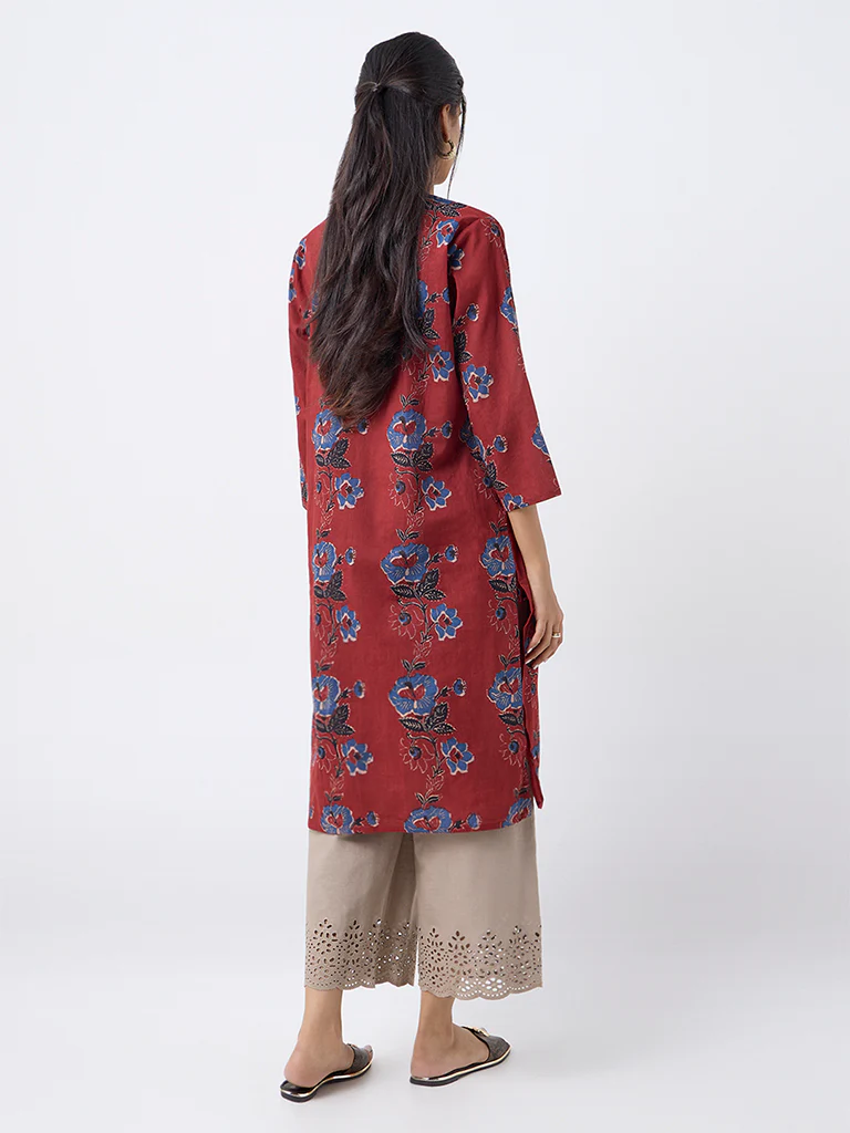 Utsa Maroon Floral Design Cotton Straight Kurta - Image 4