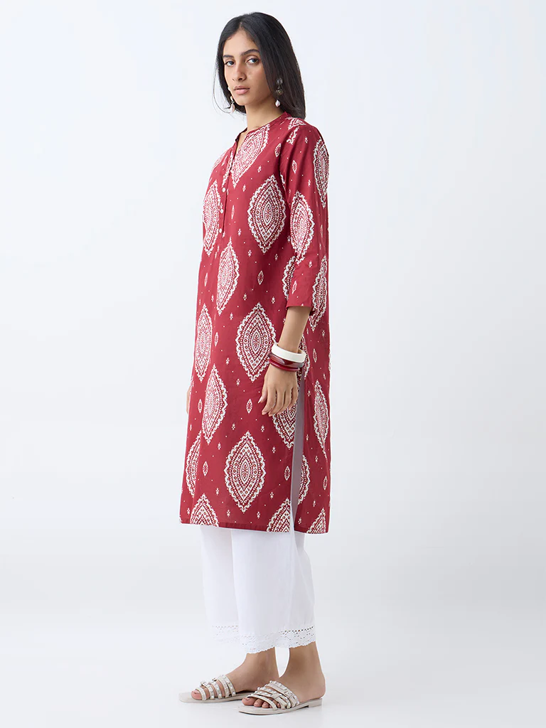 Utsa Maroon Printed Straight Cotton Kurta - Image 2