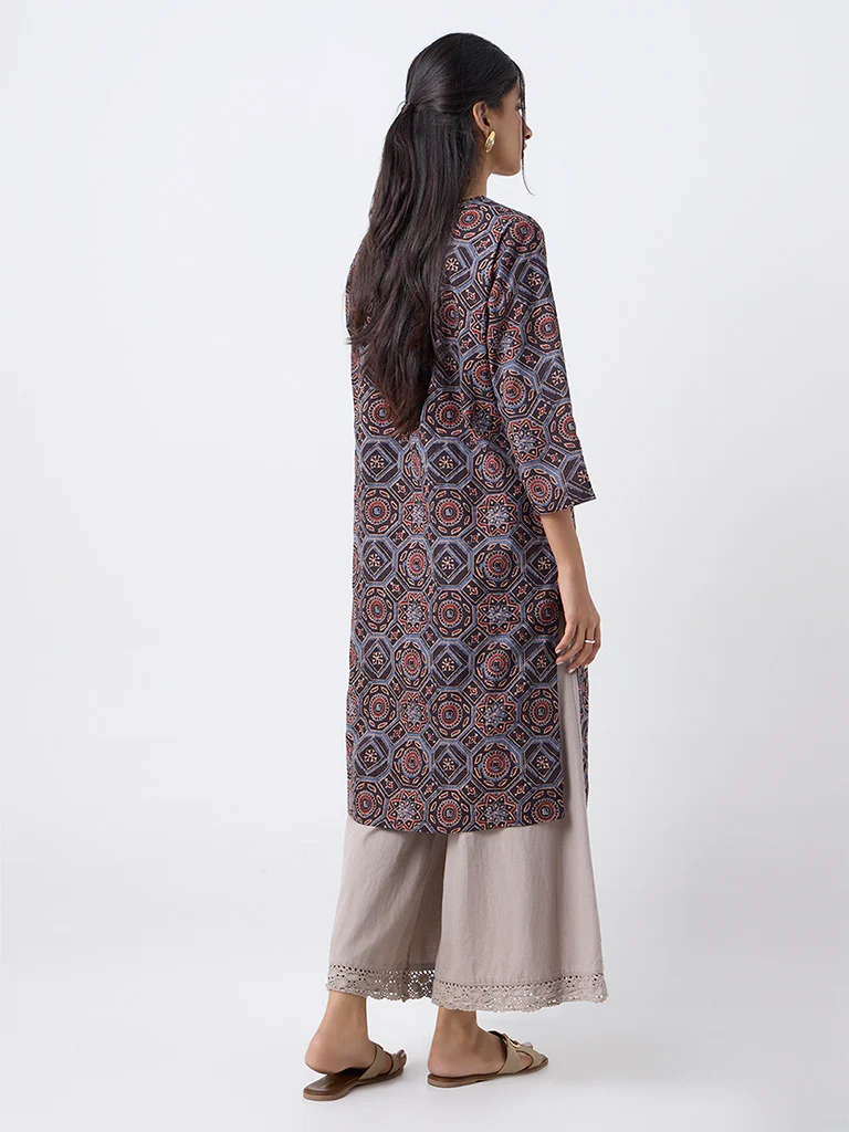 Utsa Multicolour Ajrakh Printed Cotton Straight Kurta - Image 4