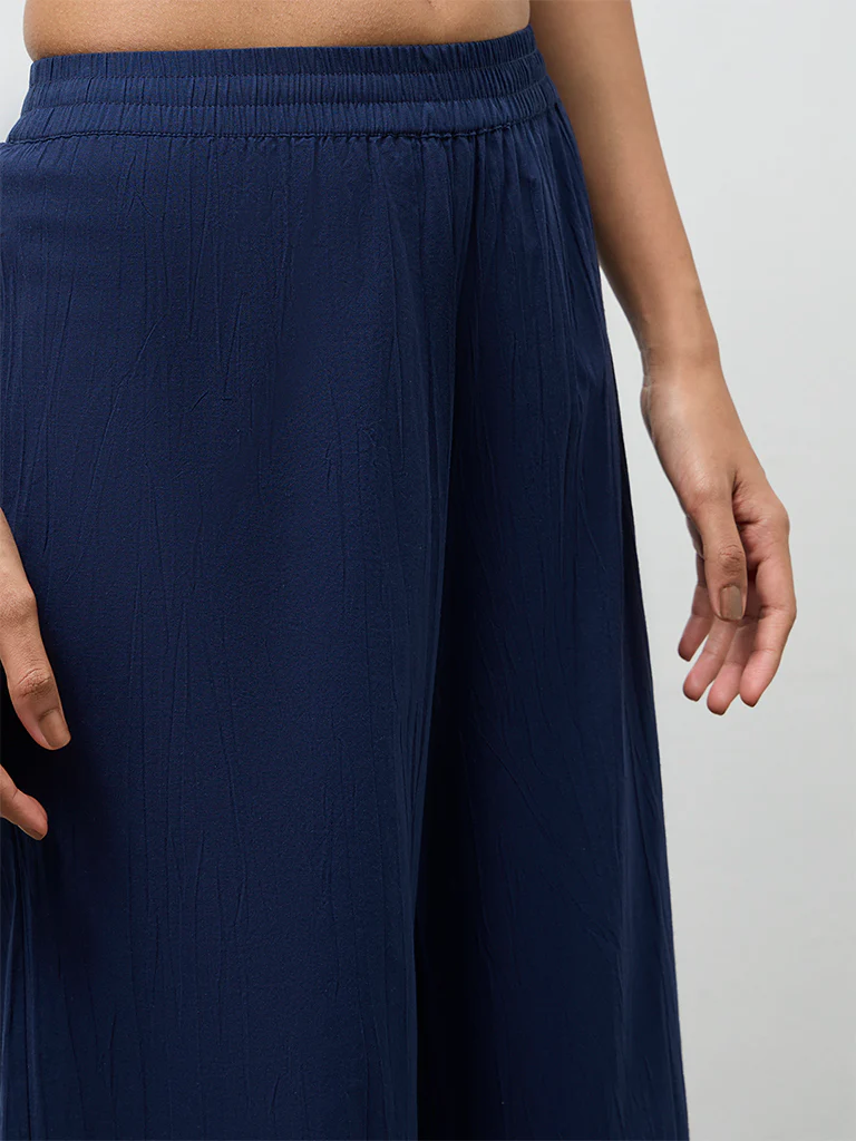 Utsa Navy Crinkle-Textured Cotton Pants - Image 3