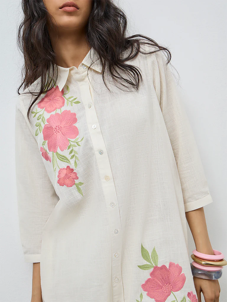Utsa Off-White Floral Embroidered Cotton A-Line Kurta - Image 3