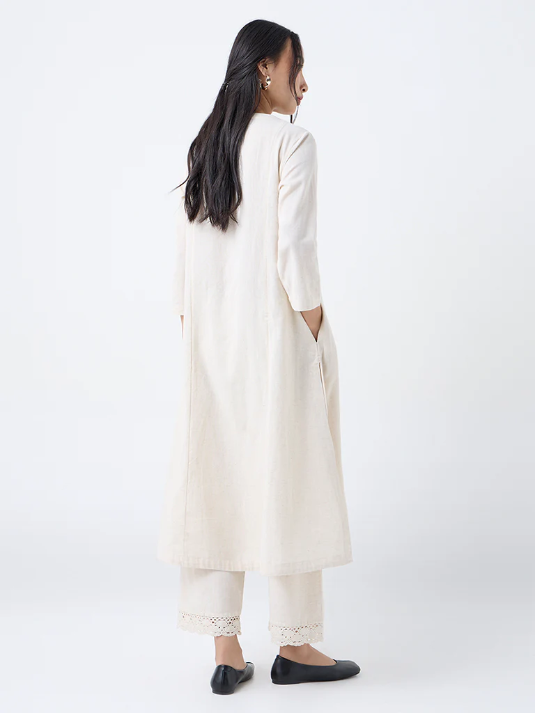 Utsa Off-White Floral Embroidered Cotton-Blend A-Line Kurta - Image 4