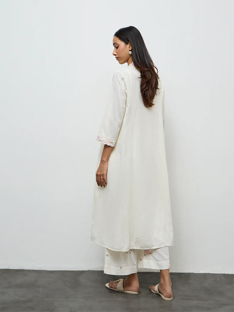 Utsa Off-White Floral Embroidered Cotton-Blend A-Line Kurta - Image 4