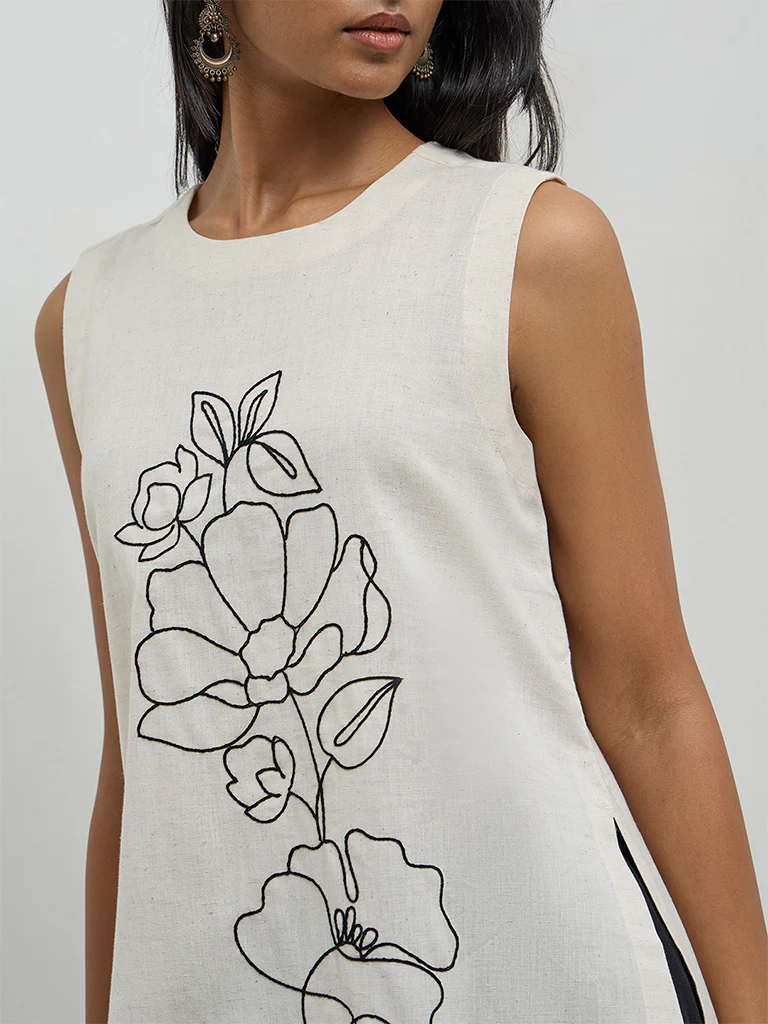 Utsa Off-White Floral Embroidered Cotton-Blend A-Line Kurta - Image 3