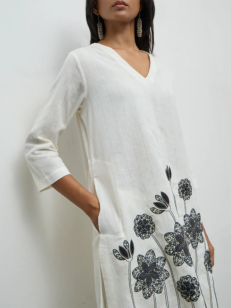 Utsa Off-White Floral Embroidered Cotton-Blend A-Line Kurta - Image 3
