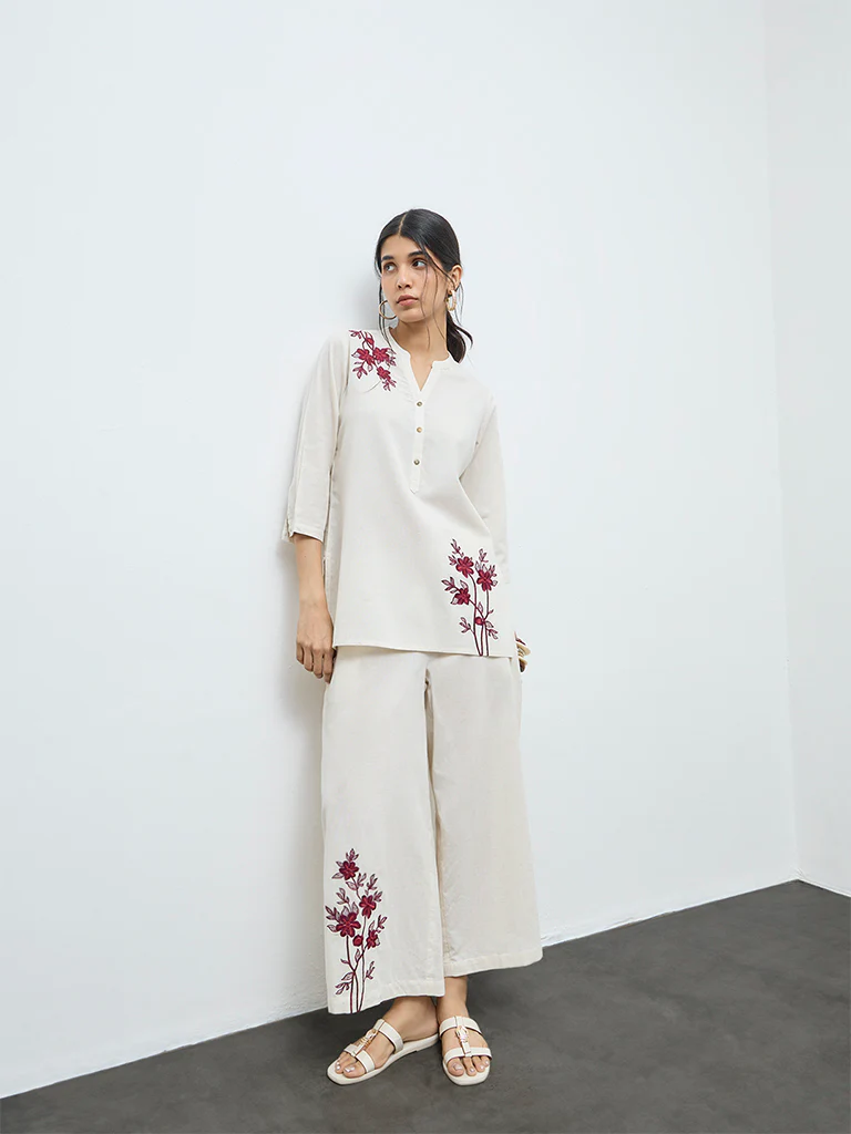 Utsa Off-White Floral Embroidered Cotton-Blend Pants - Image 2