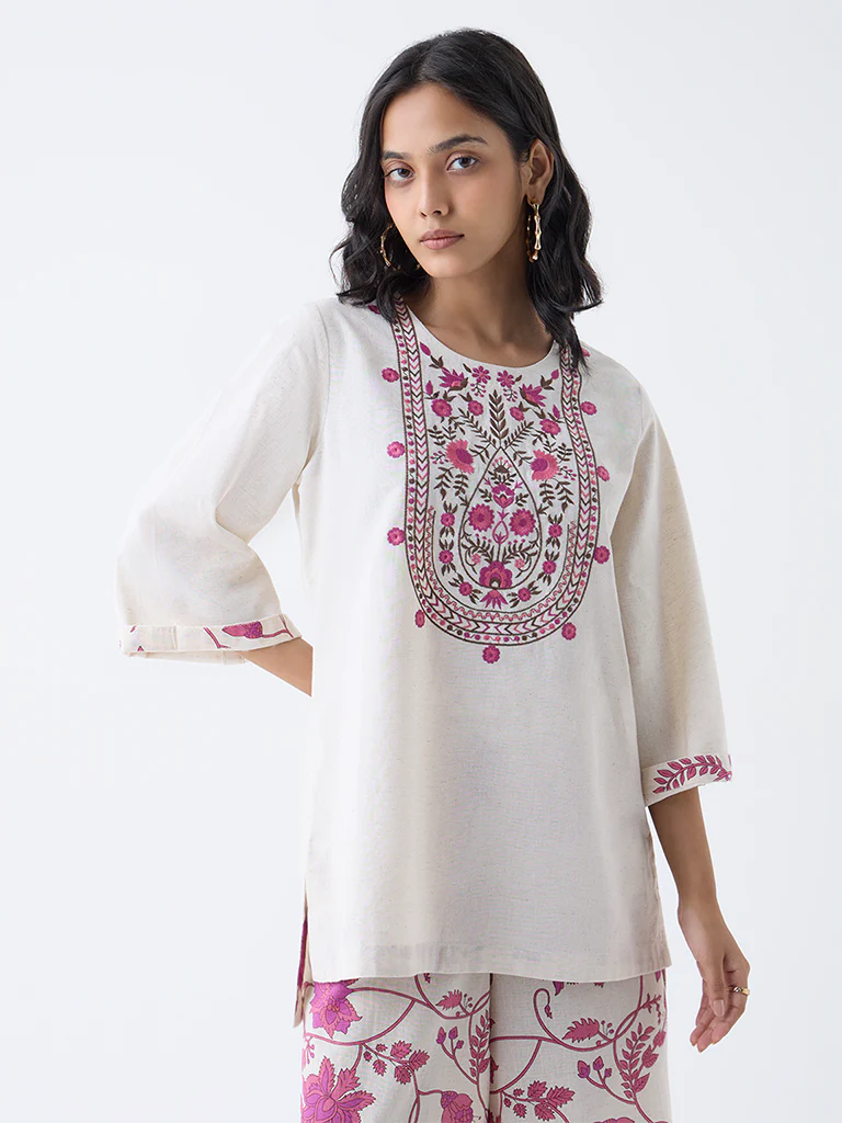 Utsa Off-White Floral Embroidered Cotton-Blend Tunic - Image 2