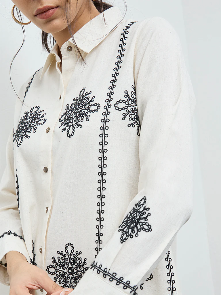 Utsa Off-White Floral Embroidered Cotton-Blend Tunic - Image 3