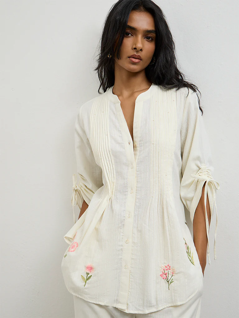 Utsa Off-White Floral Embroidered Cotton-Blend Tunic