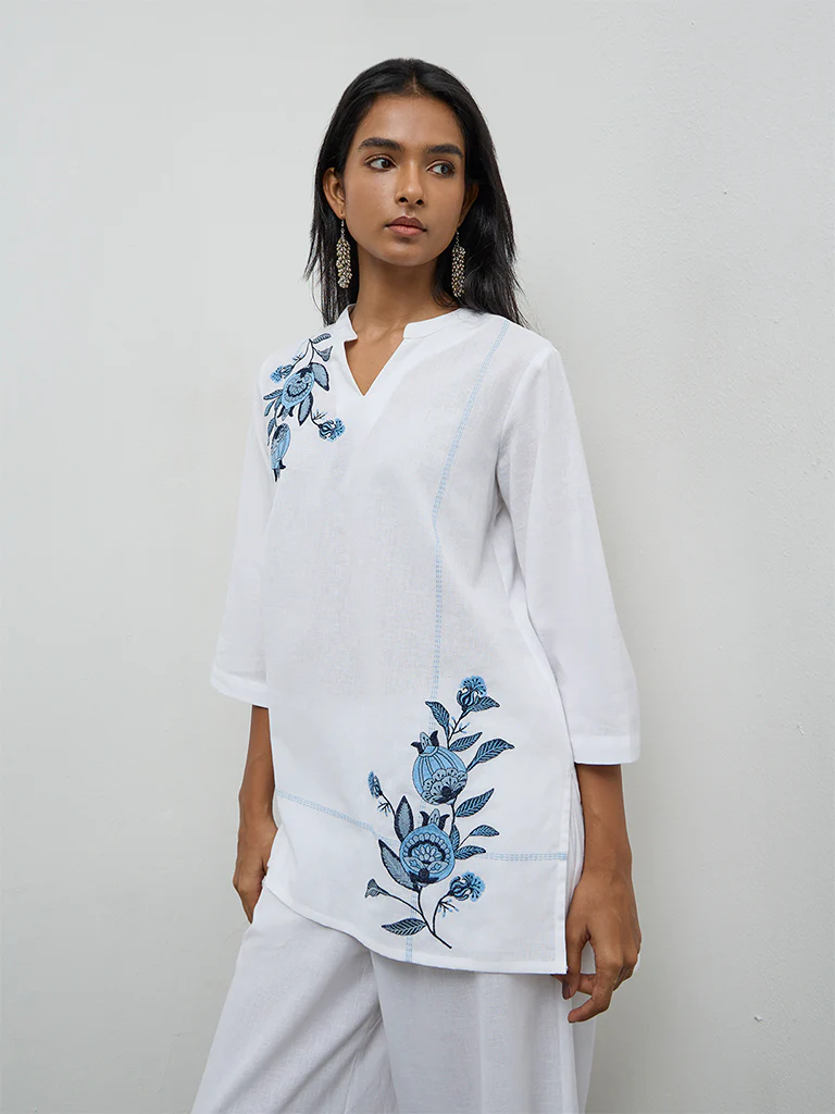 Utsa Off-White Floral Embroidered Cotton-Blend Tunic