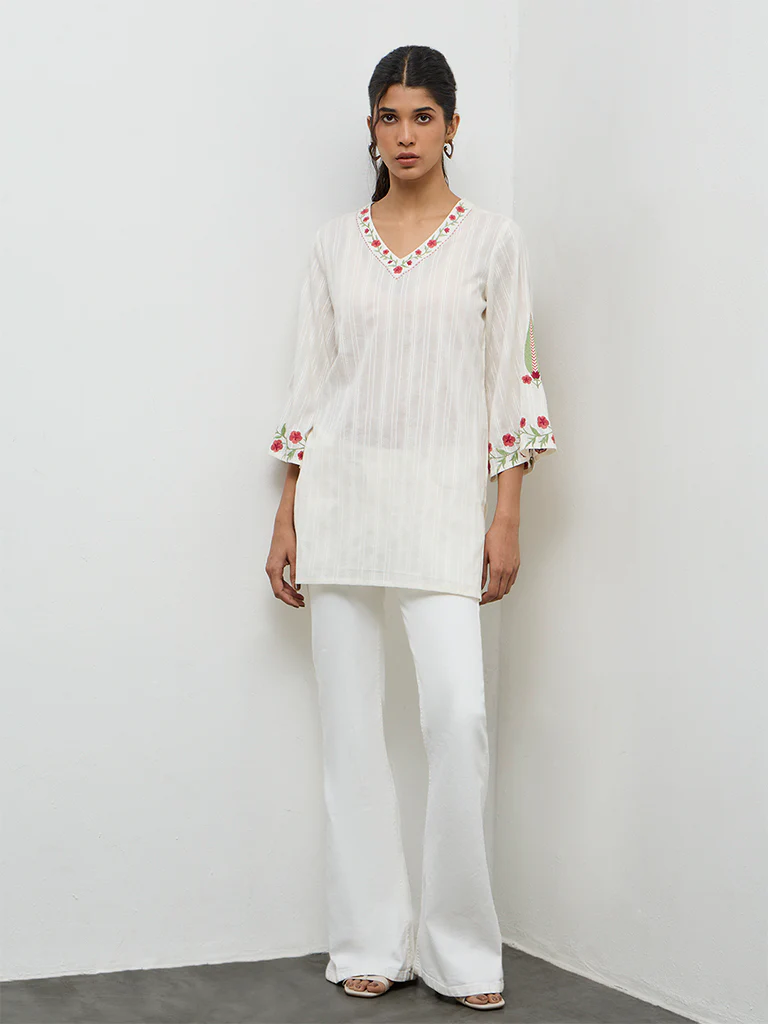Utsa Off-White Floral Embroidered Cotton Kurti