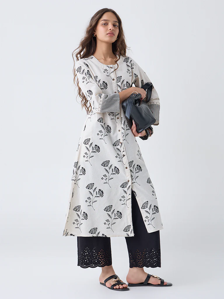 Utsa Off-White Floral Pattern Cotton-Blend A-Line Kurta - Image 2