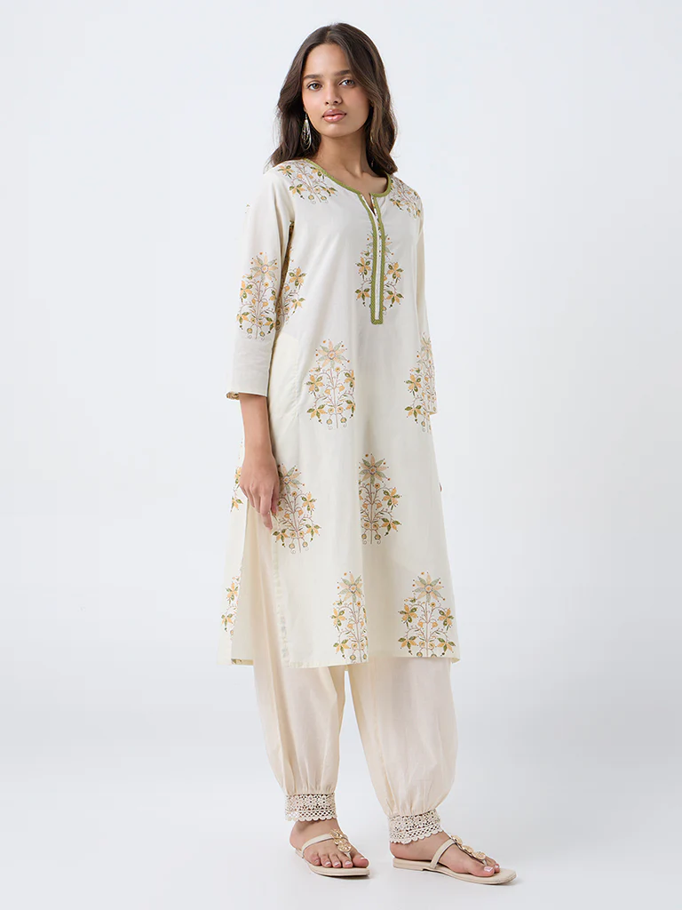 Utsa Off-White Floral Pattern Cotton Straight Kurta